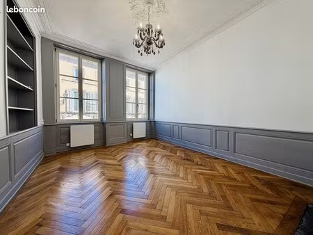 bureaux 66 m² épinal