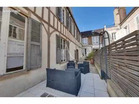 propriété 12 pièces 280 m²