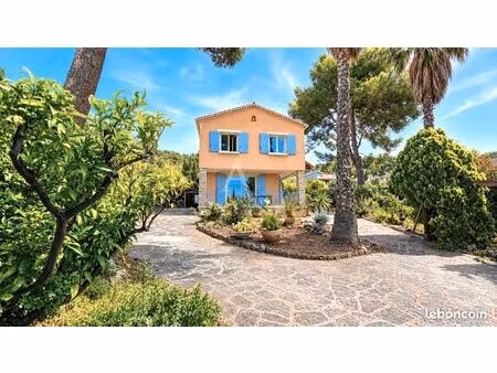maison 8 pièces 172 m²