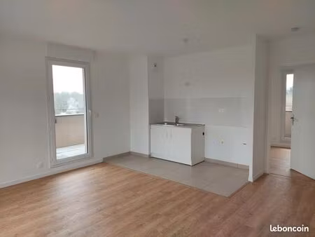 appartement 4 pièces 77 m²