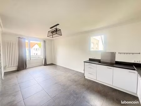 appartement 3 pièces 57 m²
