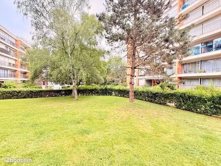 studio a vendre