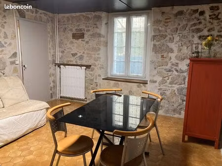 appartement meublé 42 m² – centre village le mas-d’azil