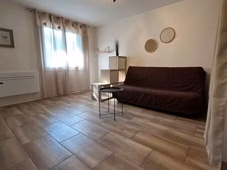 studio proche école infirmière
