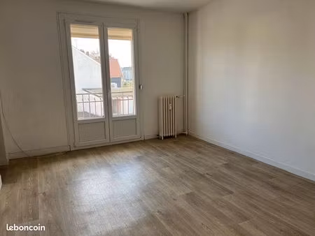 appartement 3 pièces 84 m²