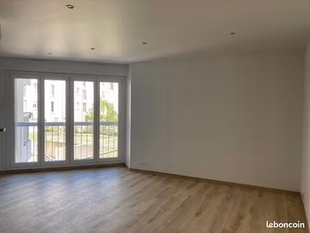 appartement 3 pièces 77 m²