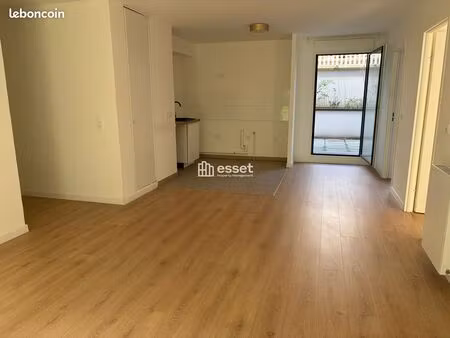 appartement 2 pièces 58.97m² à louer 1680 - saint cloud 92210