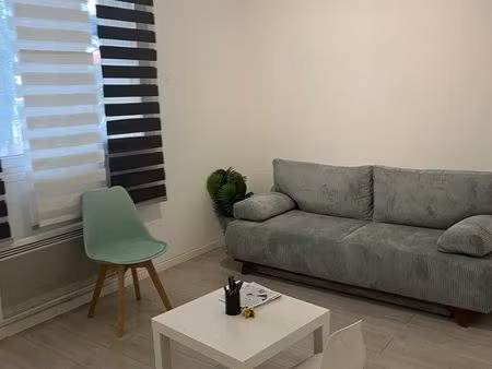 location bureau toulon