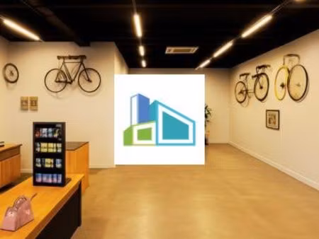 local commercial 250 m² le pradet