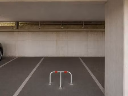 parking 13 m² le lavandou