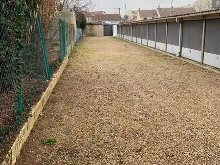 à louer box individuel  garage
