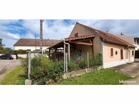 maison ancienne à champien commune de pontaubert