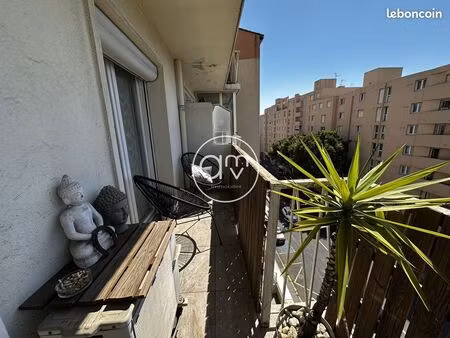 appartement 2 pièces 64 m²