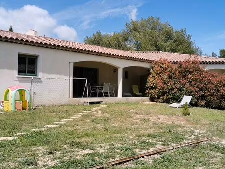 maison meublée au pied de la sainte baume