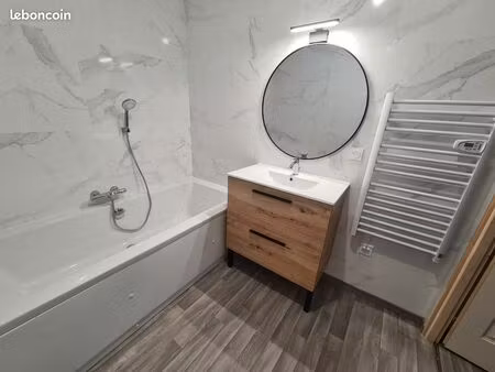 75m2  balcon + loggia  2 chambres t3  climatisation  grande baignoire. rénovation intégral