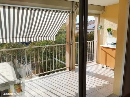 studio lumineux 20m2 + terrasse 8m2