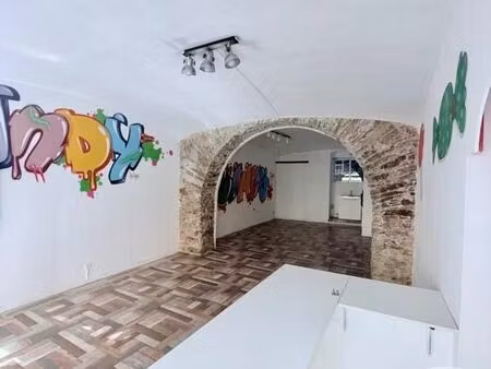 local commercial 54 m²