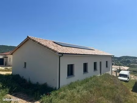 villa 5 pièces 135 m²