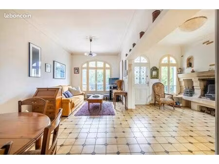 maison 6 pièces 90 m²