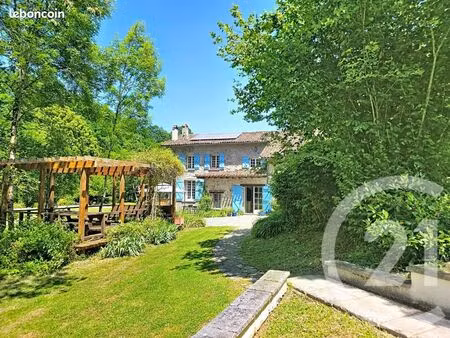 moulin 15 pièces 490 m²