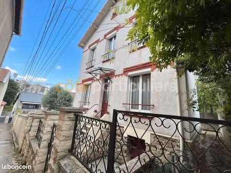 maison 6 pièces 92 m²