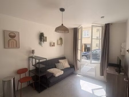 studio à louer - meublé