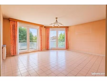 appartement 4 pièces 65 m²