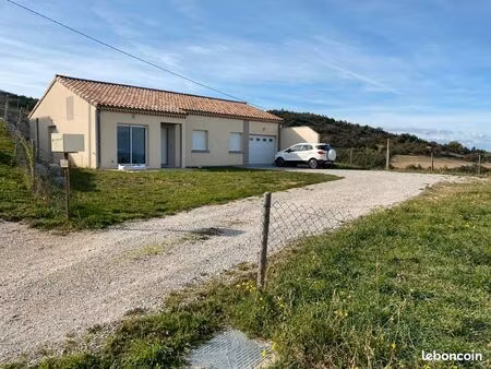 offre location maison individuelle plain-pied avec jardin