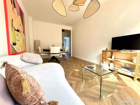 appartement de charme 5' des halles