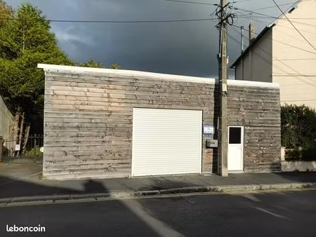 local artisanal ou de stockage 140m²