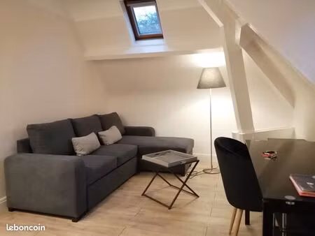 a vendre studio campus 1