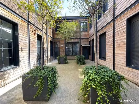 appartement 1 pièce 50 m²