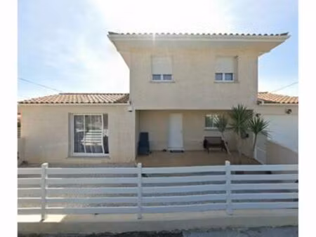 villa t4 avec hangar de 54m2
