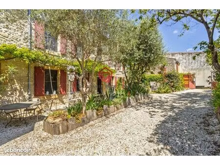 immeuble 11 pièces 405 m²