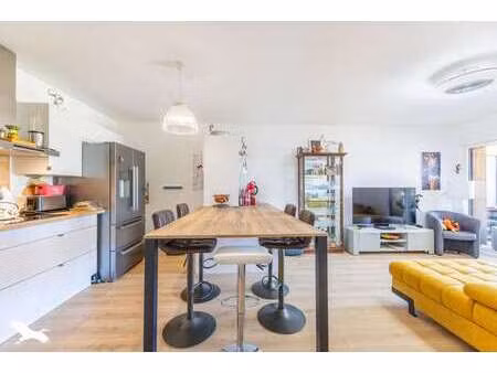 vente appartement 3 pièces aux sables-d'olonne (85100) : à vendre 3 pièces / 63m² les sabl