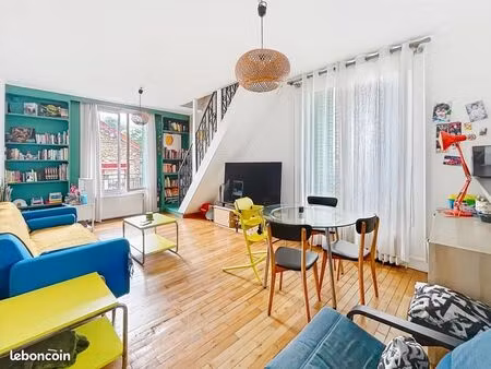 maison de ville 4 pièces 65 m²