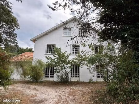 grande maison en ville à vendre