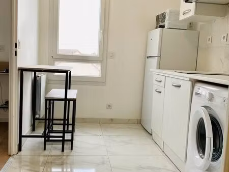 location appartement neuf t2 meublé 19m2 à evry – 770 euros charges comprises
