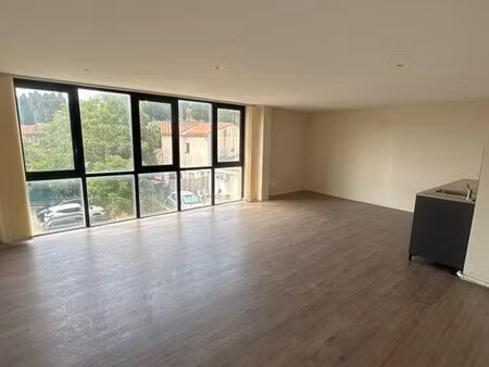 bureau indépendant climatisé à louer – carcassonne – parking privé