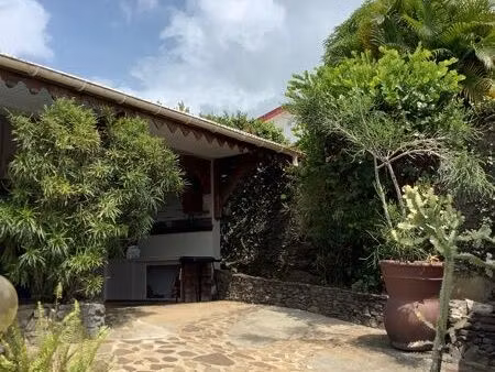 villa 4 pièces 110 m²
