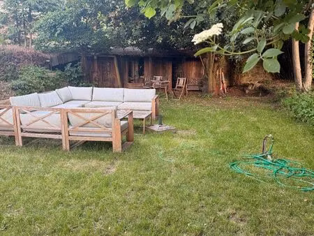 appartement duplex de charme avec jardin privatif – caen calix