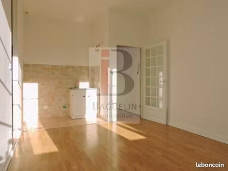 appartement 3 pièces 60 m²