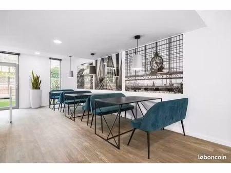 abonnements flexibles pour un espace de coworking à louer à brunoy  stop & work brunoy bru