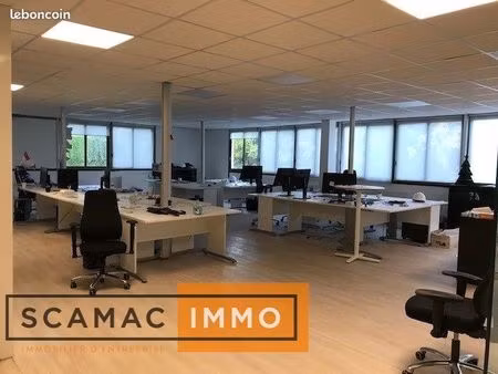 bureau 190 m²