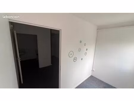 bureaux 12 m² le lamentin
