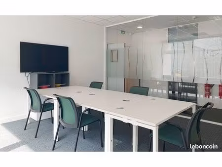 bureau privé à louer pour 4 personnes à massy  stop & work massy massy