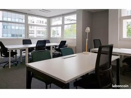 bureau privé à louer pour 5 personnes à massy  stop & work massy massy
