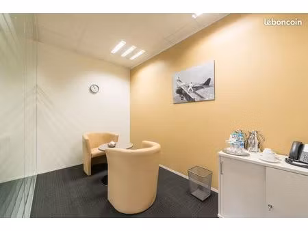 abonnements flexibles pour un espace de coworking à louer à orly orlytech paray-vieille-po