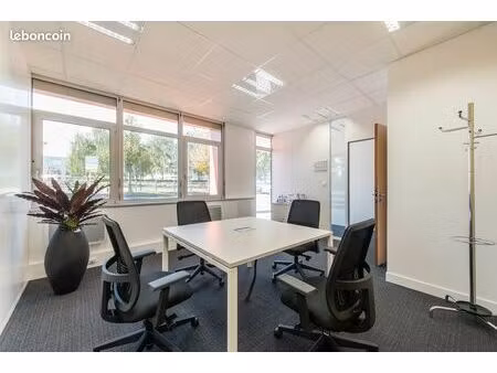 bureau privé à louer pour 4 personnes à orly orlytech paray-vieille-poste