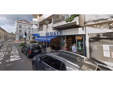local commercial vide / bail neuf / 99m² / axe principal de longjumeau 91160